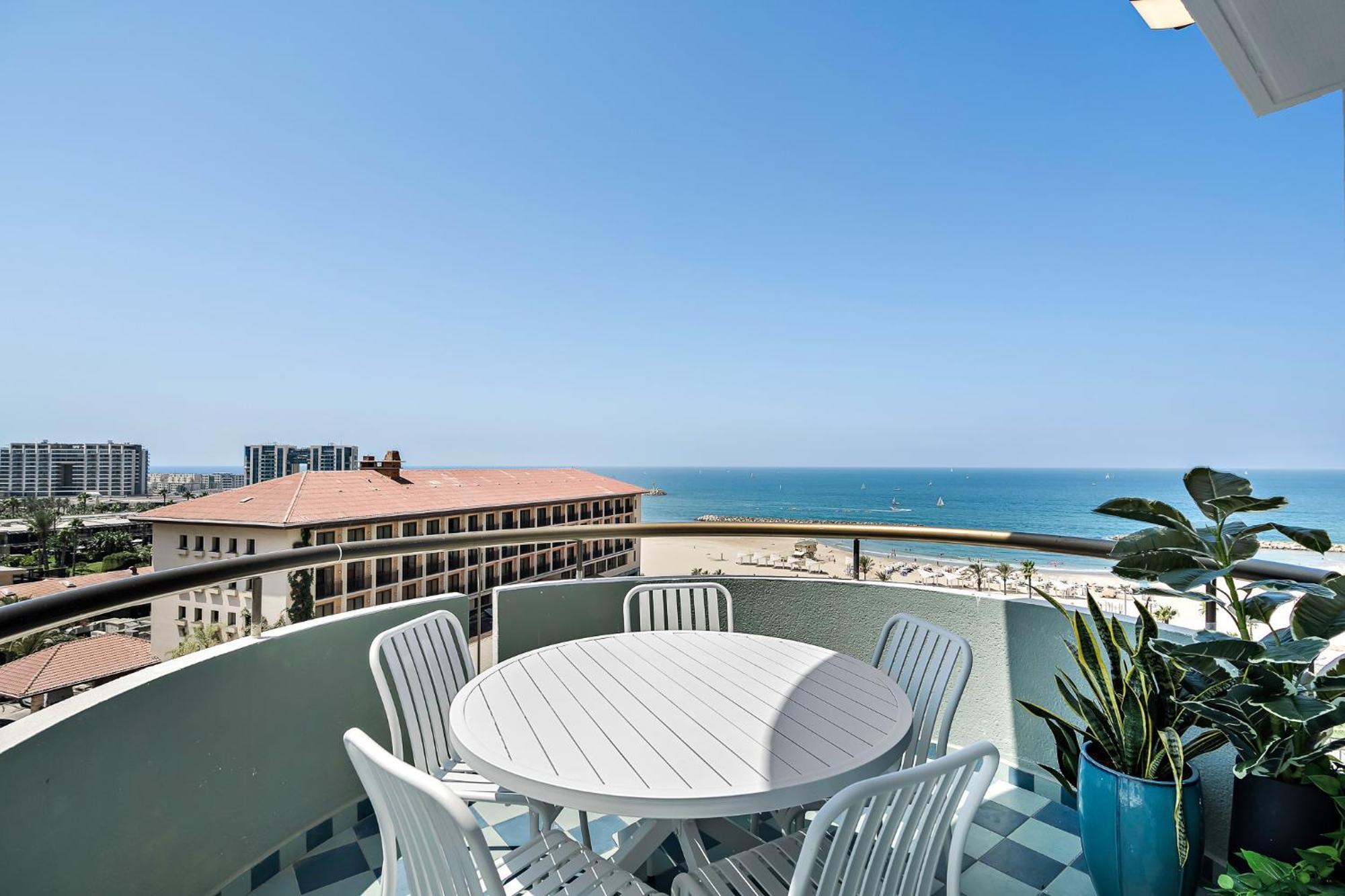 Sunsets Paradise 2Br With Parking By Beachfront Stay Herzelia Exteriér fotografie