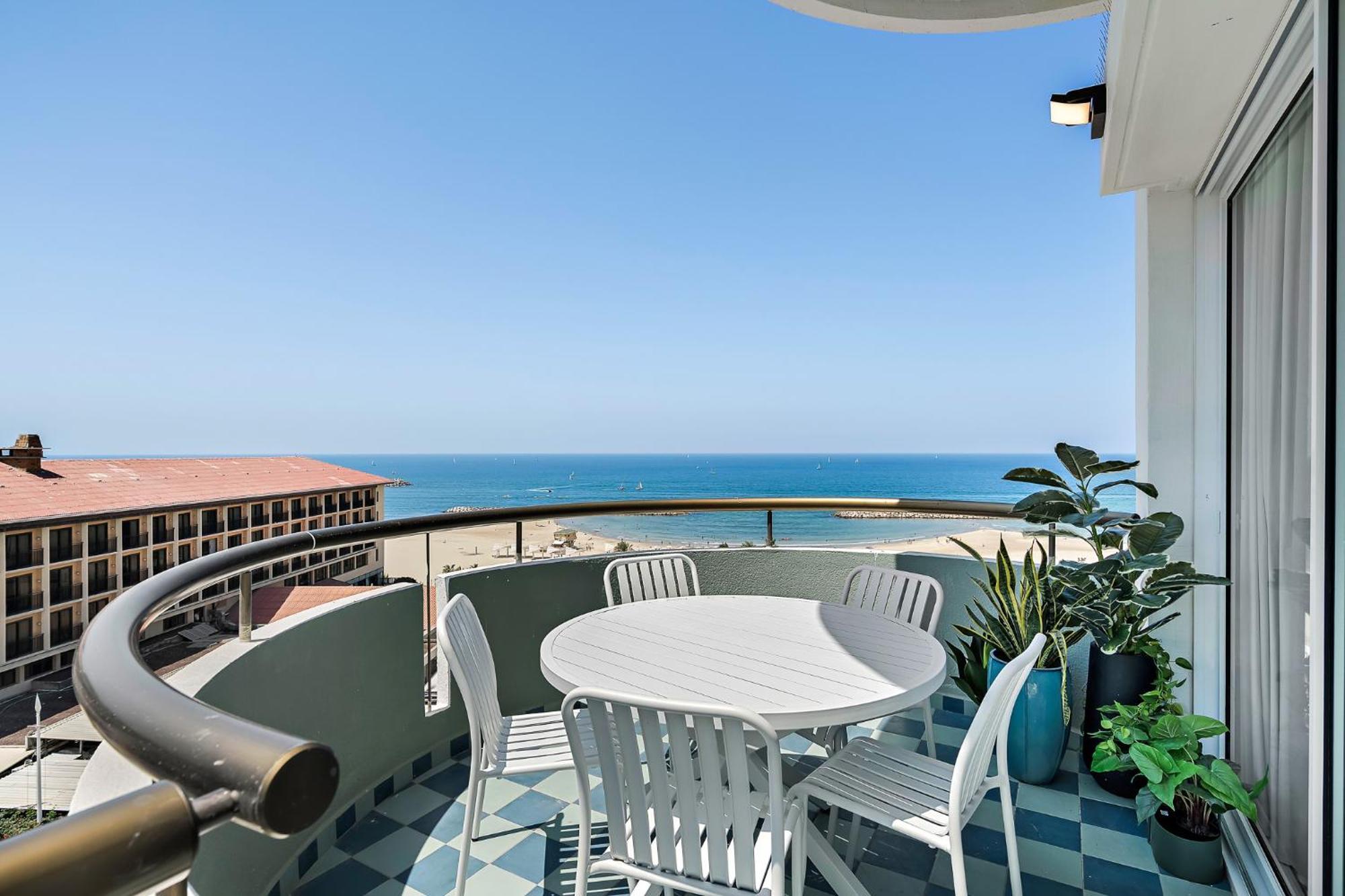 Sunsets Paradise 2Br With Parking By Beachfront Stay Herzelia Exteriér fotografie